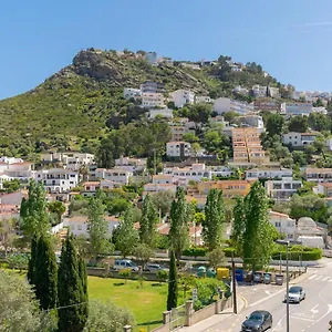 https://apartamento-en-roses.topcostabravahotels.com