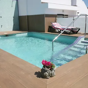 https://apartamentos-balcon-de-nerja-adults-only.hotelsinnerja.org